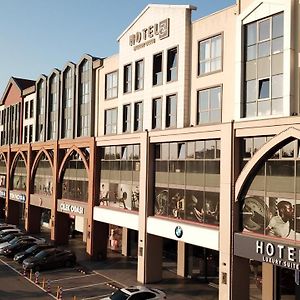 Hotel54
