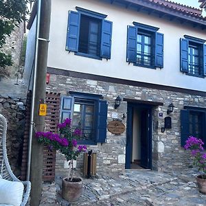 Domatia Stone Hotel